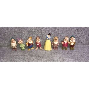 Vintage 1993 Disney Snow White & The Seven Dwarves 8 Figure Set Mattel